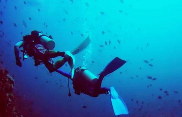 潛水(shuǐ)知(zhī)識 | 你(nǐ)需要(yào)知(zhī)道(dào)的(de)48個(gè)潛水(shuǐ)技(jì)巧 